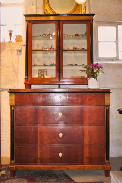 Antike Biedermeier Vitrine (Vitrinen-Ausatzkommode), Kirschbaum